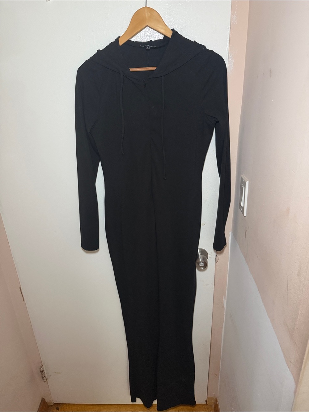 Long Sleeve Black Hooded Maxi Dress